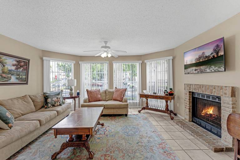 Condo  Longwood