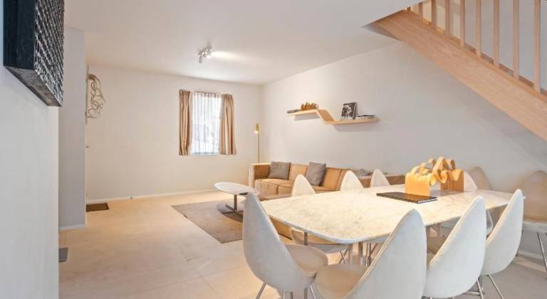 Villa with 5 rooms for 10 persons — photo 4