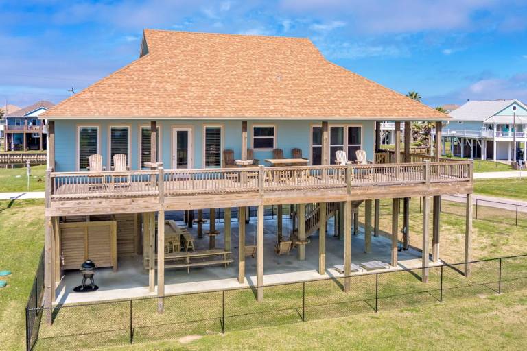 Charming vacation home with BBQ | Beach view | Pet-friendly in Bolivar, TX