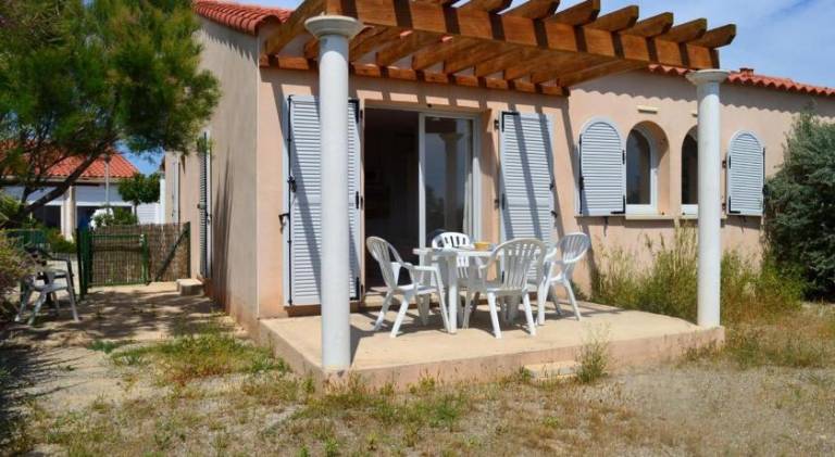 Villa with 2 rooms for 6 persons in Leucate