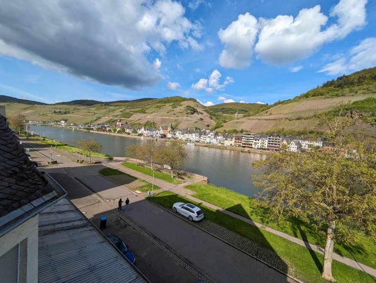 Appartement Fewo Dusche WC Balkon