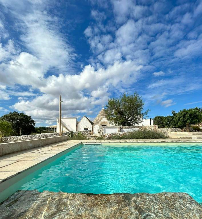 Child-friendly pleasant vacation home with private pool, BBQ & patio | Pet-friendly — photo 3