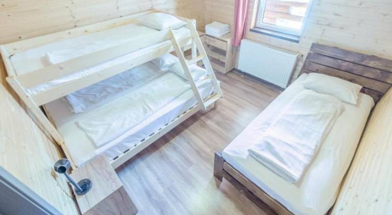 Chalet with 5 rooms for 16 persons — photo 2