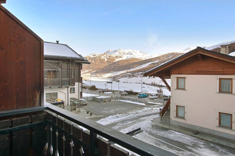 Holiday apartment with fast internet | Garden view — photo 4