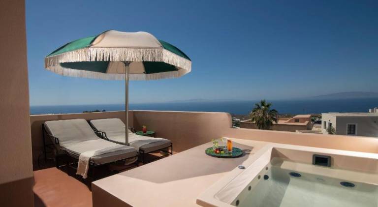 Terra Verde Oia by K&K — photo 3