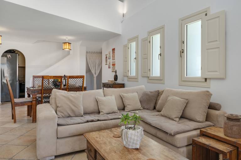 Villa 'Golden Horizon' with Sea View, Wi-Fi and Air Conditioning — photo 4