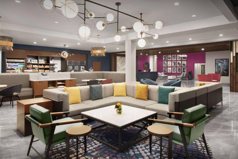Hampton Inn Huntsville/Village of Providence — photo 2
