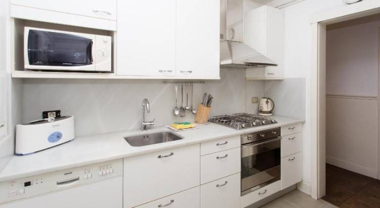 Rental apartment with 3 rooms for 6 persons — photo 4