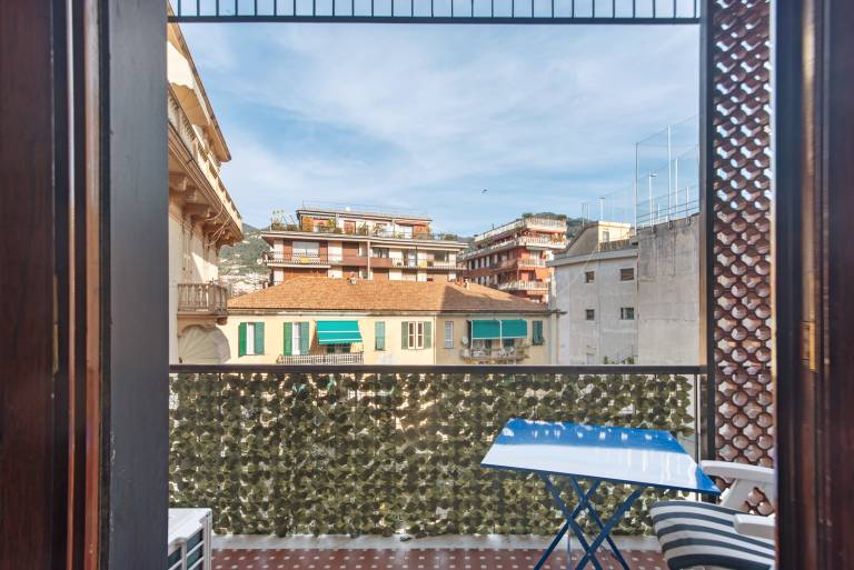 Holiday apartment with fast internet | City view — photo 2