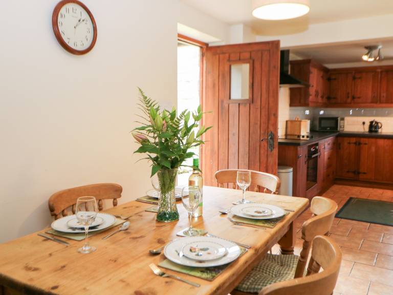 Children-friendly cottage with yard | Pets allowed — photo 5