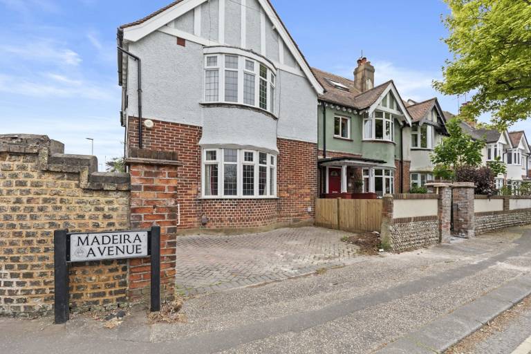 House Lancing