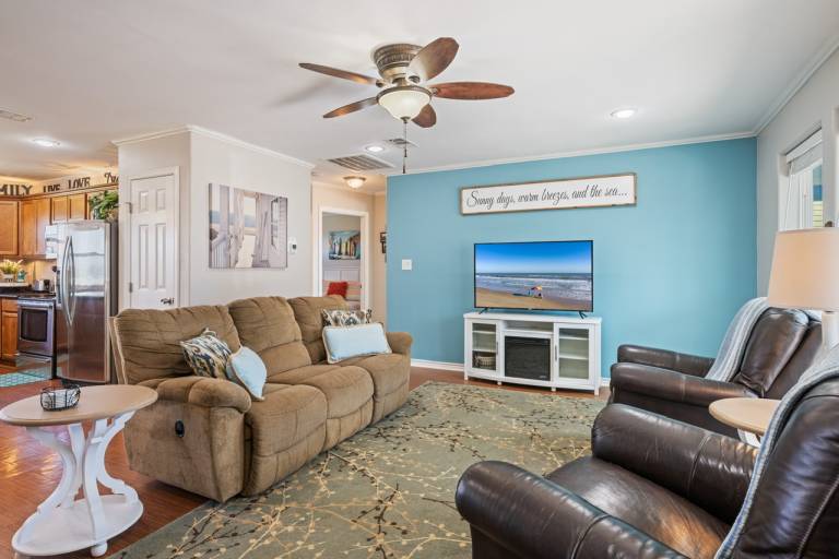 Vacation home with garden & BBQ | Beach view — photo 4