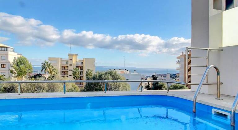 Vacation home with pool in Palma de Mallorca