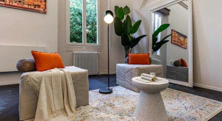 Apartment | Close to Two Towers | Pets are welcome in Taverna