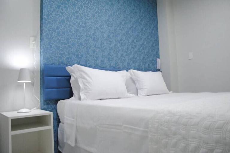 Etiqueta Hotel