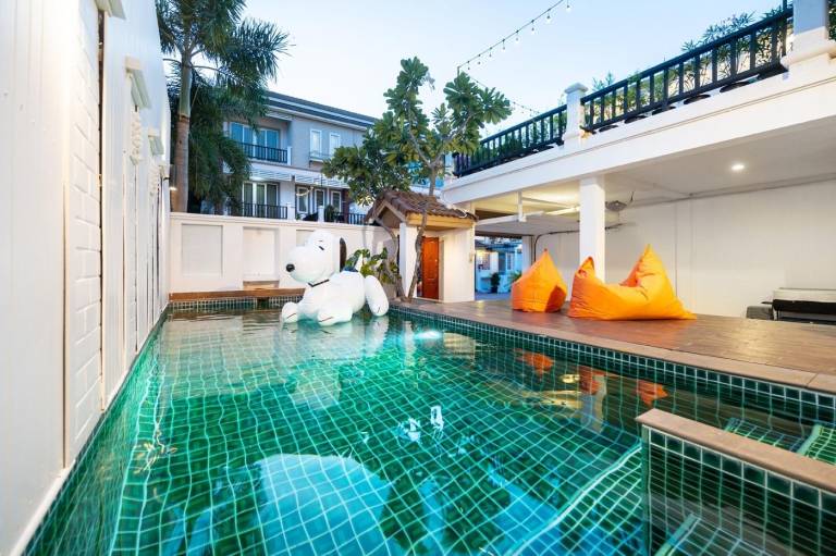 House with grill, patio & private pool | Near Big Buddha | Good for workation | Dogs allowed in Pattaya