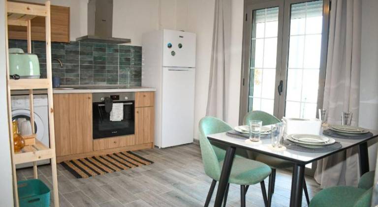 Rental apartment with 1 room for 4 persons in Skiathos