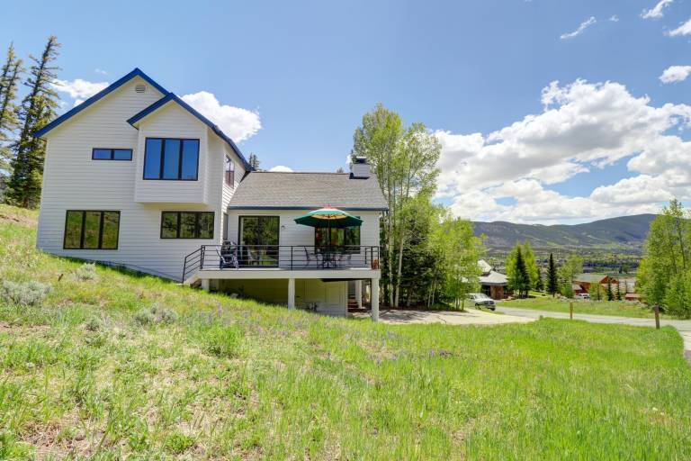 Family-oriented nice vacation home with private pool & terrace | Dogs allowed — photo 2