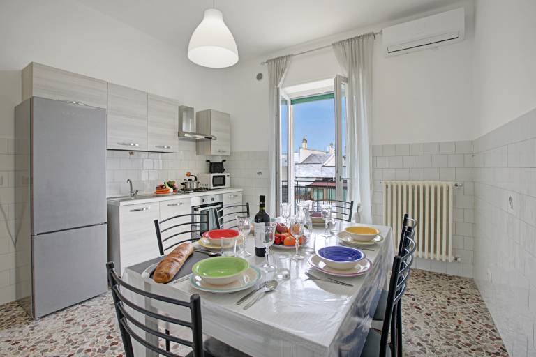 Apartment with 2 rooms for 5 persons — photo 2