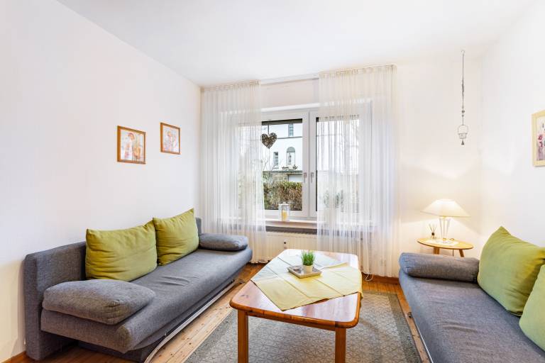 Holiday apartment with patio | Garden view — photo 4