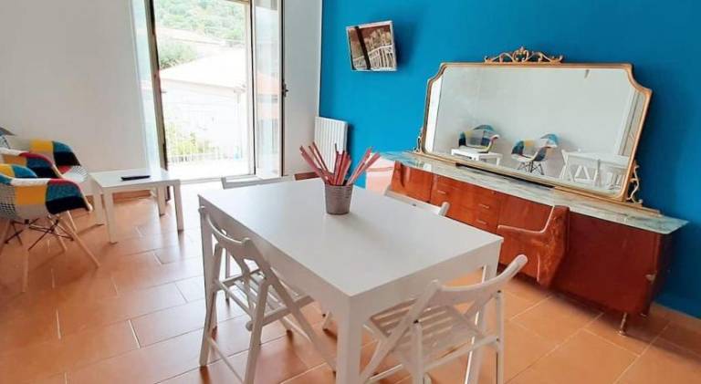 Apartment with 2 rooms for 6 persons — photo 3