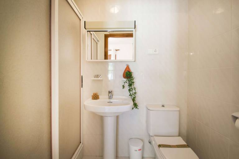 Fully equipped villa with private pool, garden & terrace | Pets allowed — photo 4