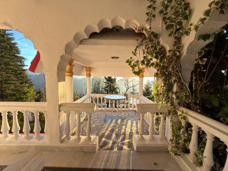 Himalayan Retreat Neelkanth