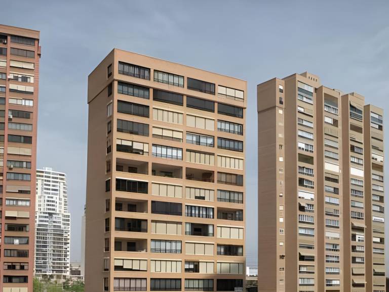 Rental apartment with pool, patio & garden in Benidorm