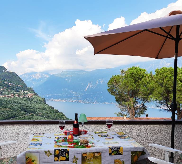     
Ferienwohnung ∙ 4 Gäste ∙ 2 Schlafzimmer
