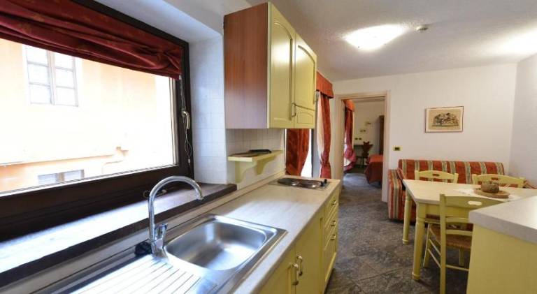 Charming serviced apartment with garden & terrace | Close to the ski | Perfect for remote work | Pets are welcome — photo 3