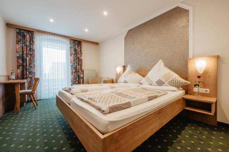 Doppelzimmer mit Dusche