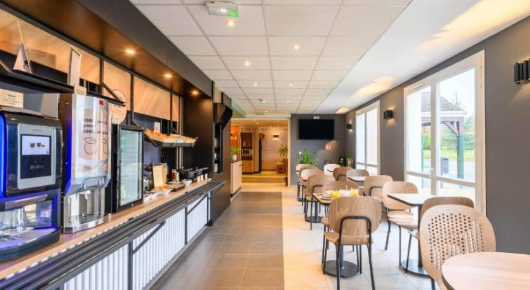 Hotel 2 Vallées Compiègne Nord — photo 2