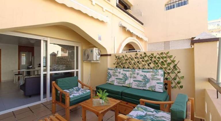Holiday apartment with patio & private pool — photo 5