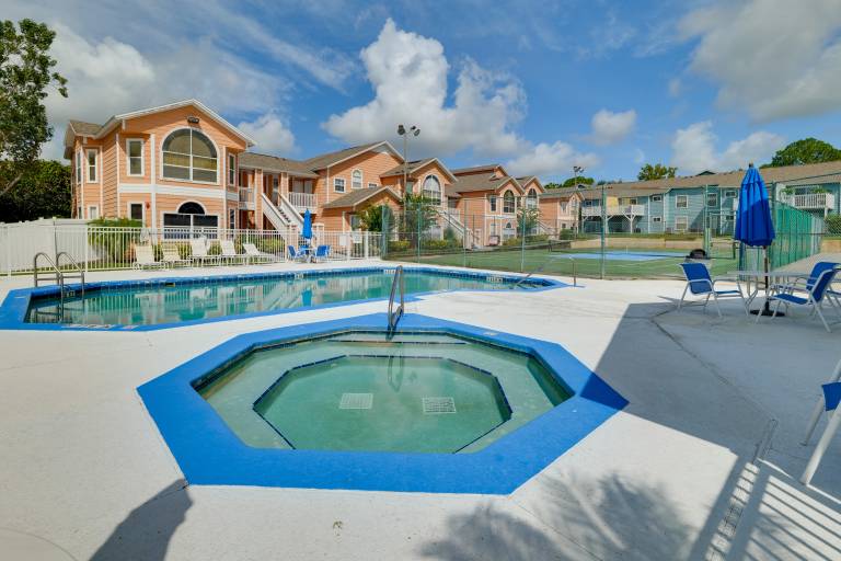 5 Mi to WDW: Resort-Style Condo w/ Pool Access — photo 2