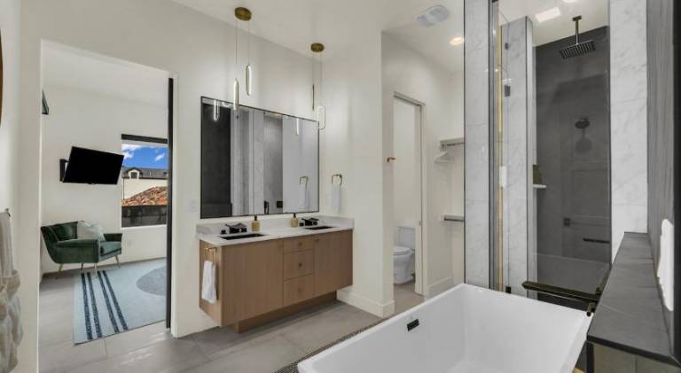 Spacious vacation home | Pets are welcome — photo 2