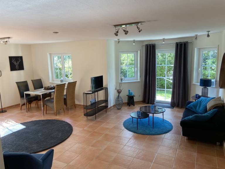 Apartment 'Ferienwohnung Taunusglück' with Private Terrace, Private Garden and Wi-Fi — photo 3