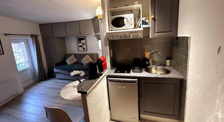 Apartment | Next to Capitole de Toulouse — photo 3