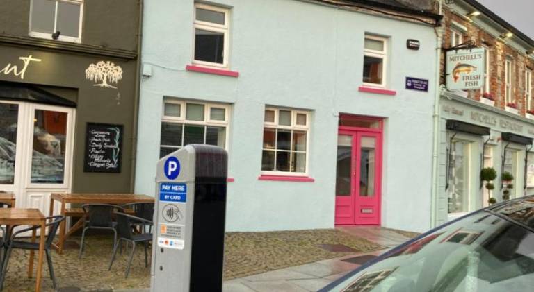Vacation home with 4 rooms for 4 persons in Galway