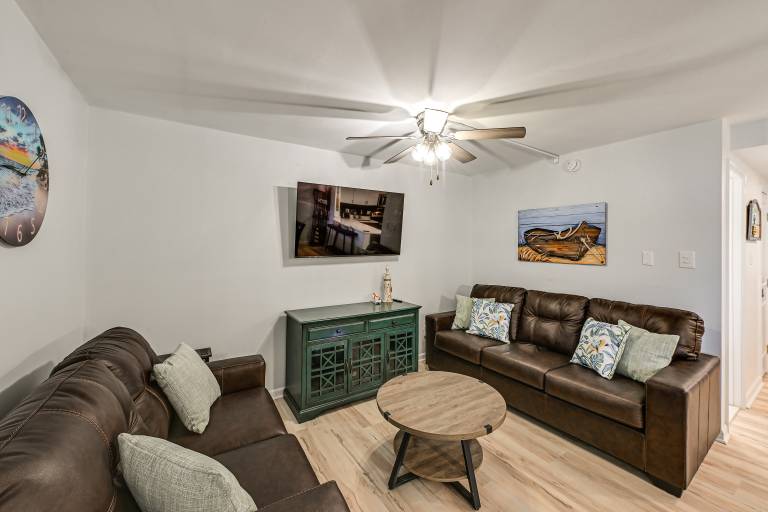 Steps to Maryland Beach! Condo w/ Furnished Patio — photo 5