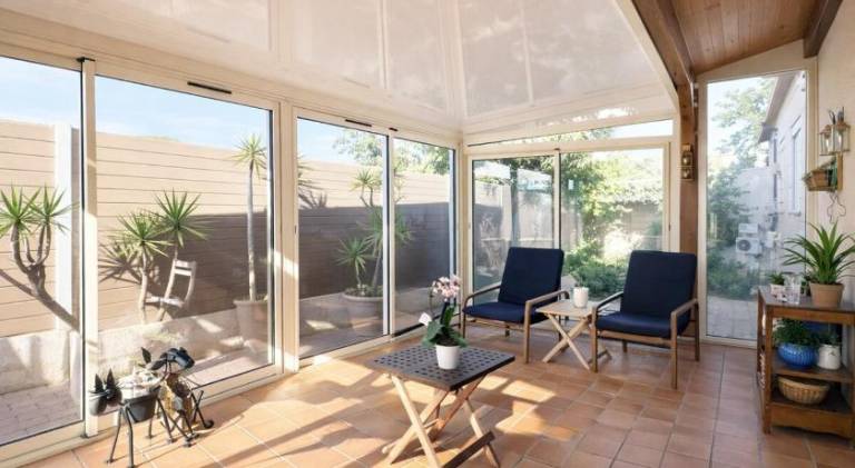 Vacation home with terrace — photo 3