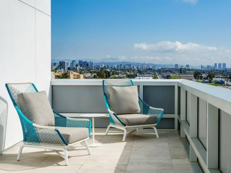 Hampton Inn & Suites by Hilton Santa Monica — photo 5