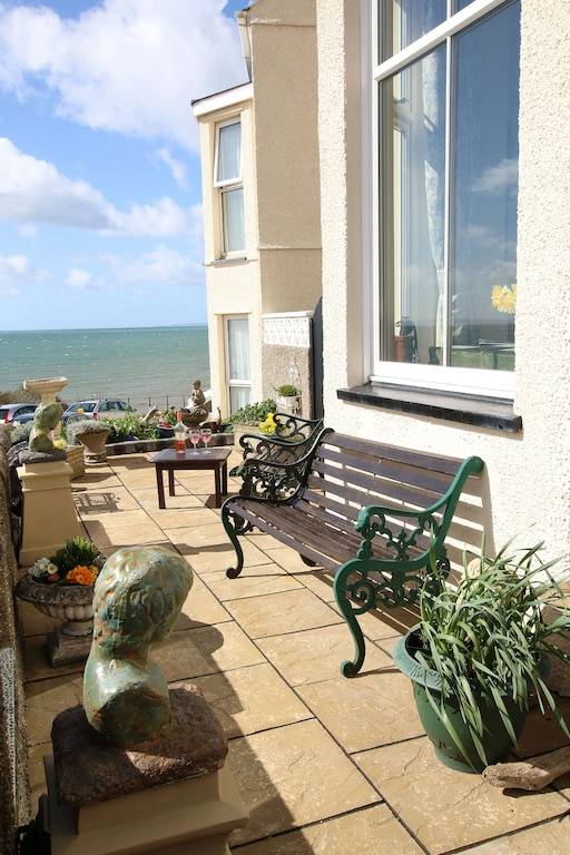House Criccieth