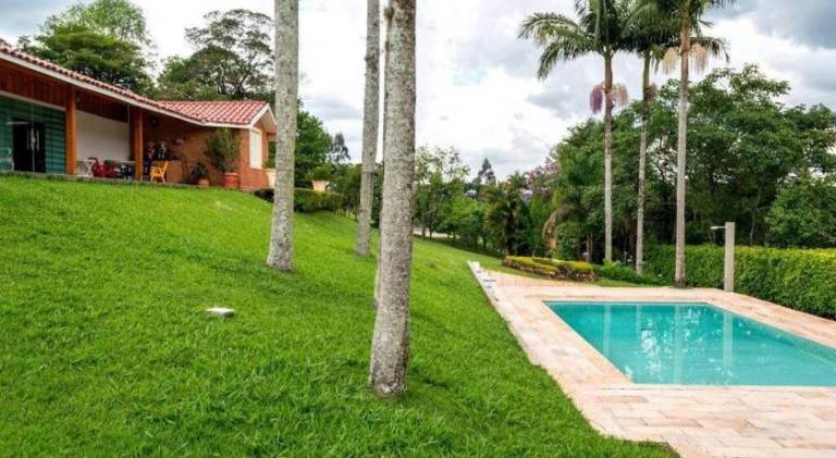 House with pool | Pets are welcome — photo 3