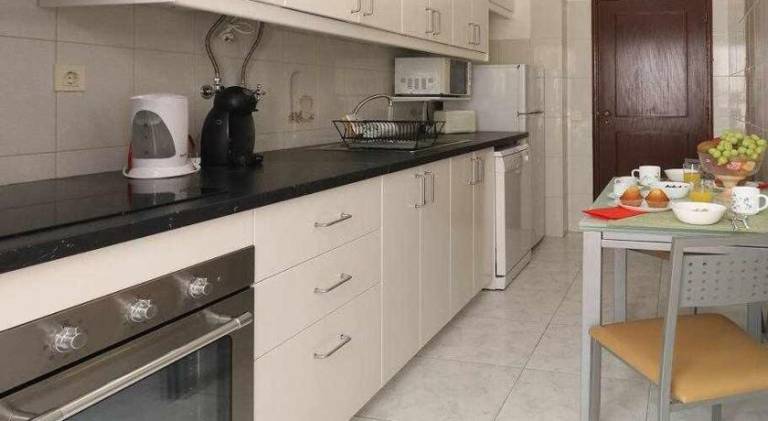 Apartment with 1 room for 4 persons — photo 4