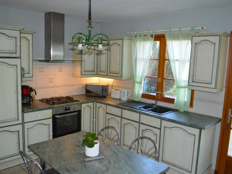 Tranquille maison de 6 chambres avec jardin, près de la mer, cheminée, équipements enfants, animaux acceptés — photo 3