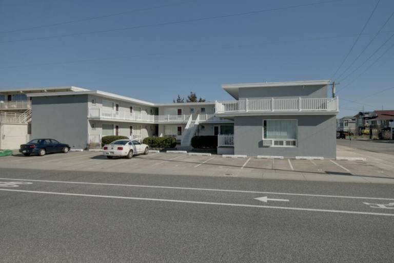 Condo Avalon