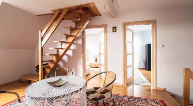 House with 5 rooms for 10 persons — photo 2