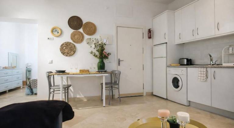 ESPECIAL LOCATION- COZY- ALTERNATIVE ENVIRONMENT — photo 4