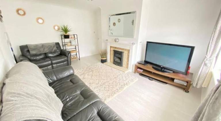 House with jacuzzi | Pet-friendly — photo 2