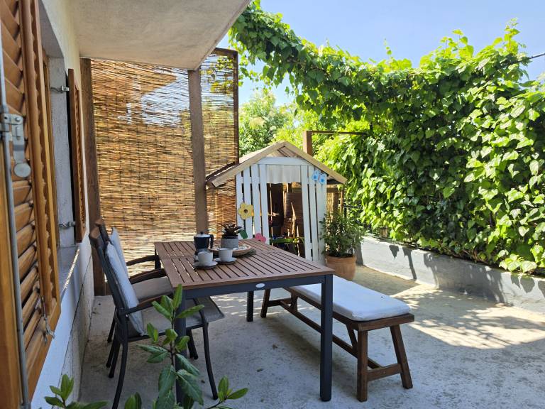 Ferienhaus in Rijeka für max. 4 Personen, Ferienhaus in Rijeka für max. 4 Personen,